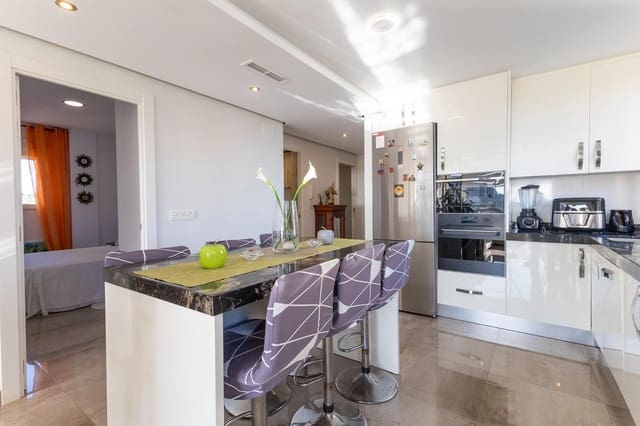 3 soveværelse Lejlighed til salg i Vistahermosa, Alicante by med swimmingpool - € 296.500 (Ref: 9414427)