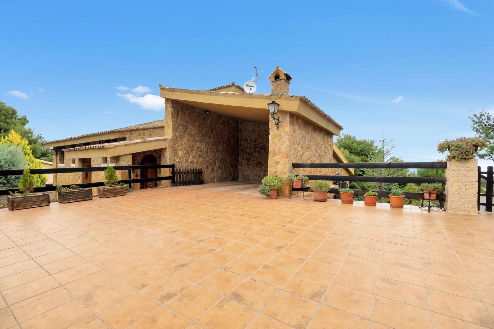 5 slaapkamer Villa te koop in Tibi met zwembad garage - € 650.000 (Ref: 9414429)