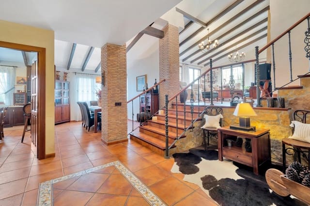 5 chambre Villa/Maison à vendre à Tibi avec piscine garage - 650 000 € (Ref: 9414429)