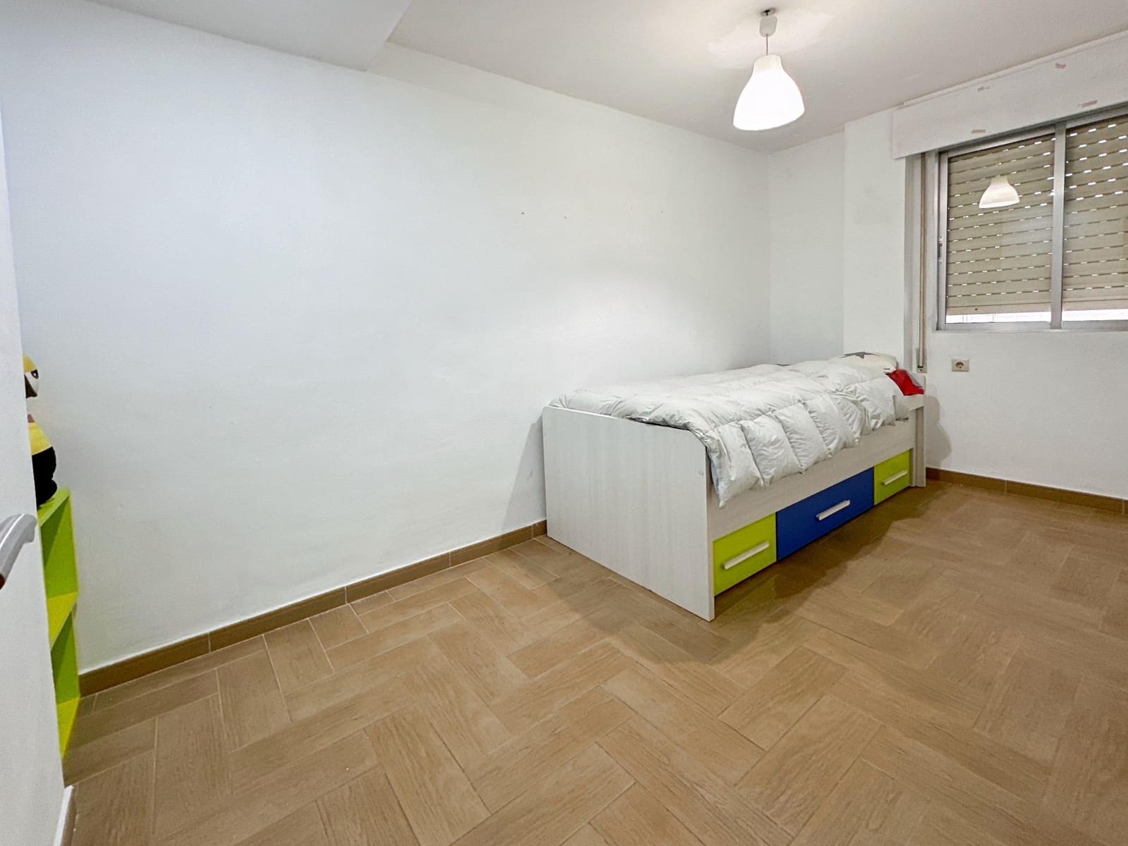 3 makuuhuone Asunto vuokrattavana paikassa Alicante kaupunki mukana 
autotalli - 950 € (Ref: 9437139)