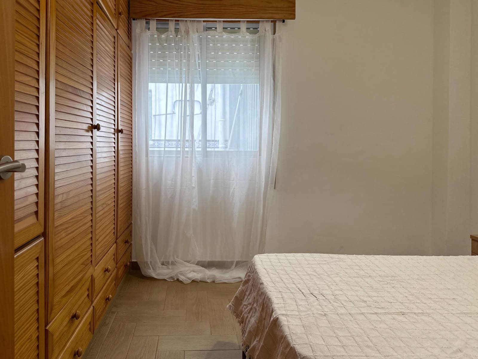 3 makuuhuone Asunto vuokrattavana paikassa Alicante kaupunki mukana 
autotalli - 950 € (Ref: 9437139)