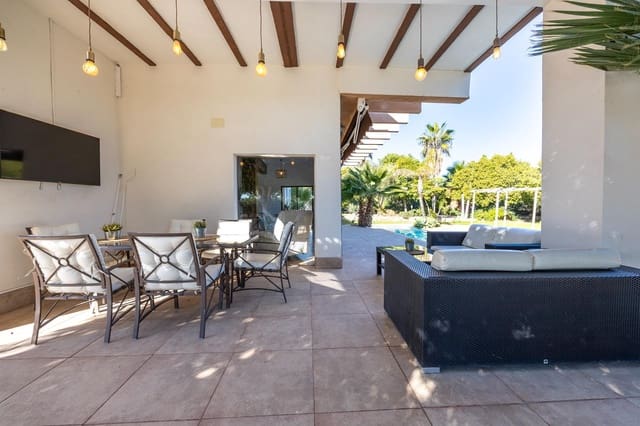 5 quarto Moradia para venda em Elche / Elx com piscina - 650 000 € (Ref: 9450994)