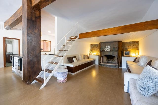 4 soveværelse Villa til salg i Elche / Elx med swimmingpool - € 650.000 (Ref: 9450994)