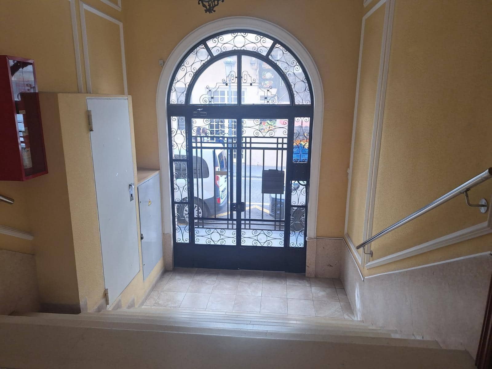 4 bedroom Flat for sale in Alicante / Alacant city - € 397,000 (Ref: 9488358)