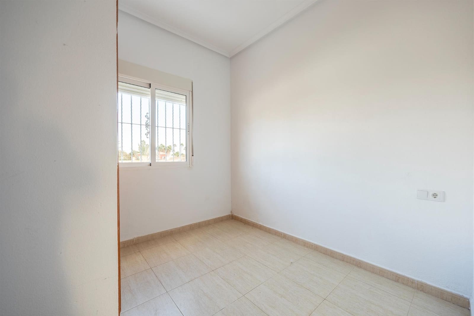 3 bedroom Villa for sale in Catral with pool - € 269,000 (Ref: 9504326)