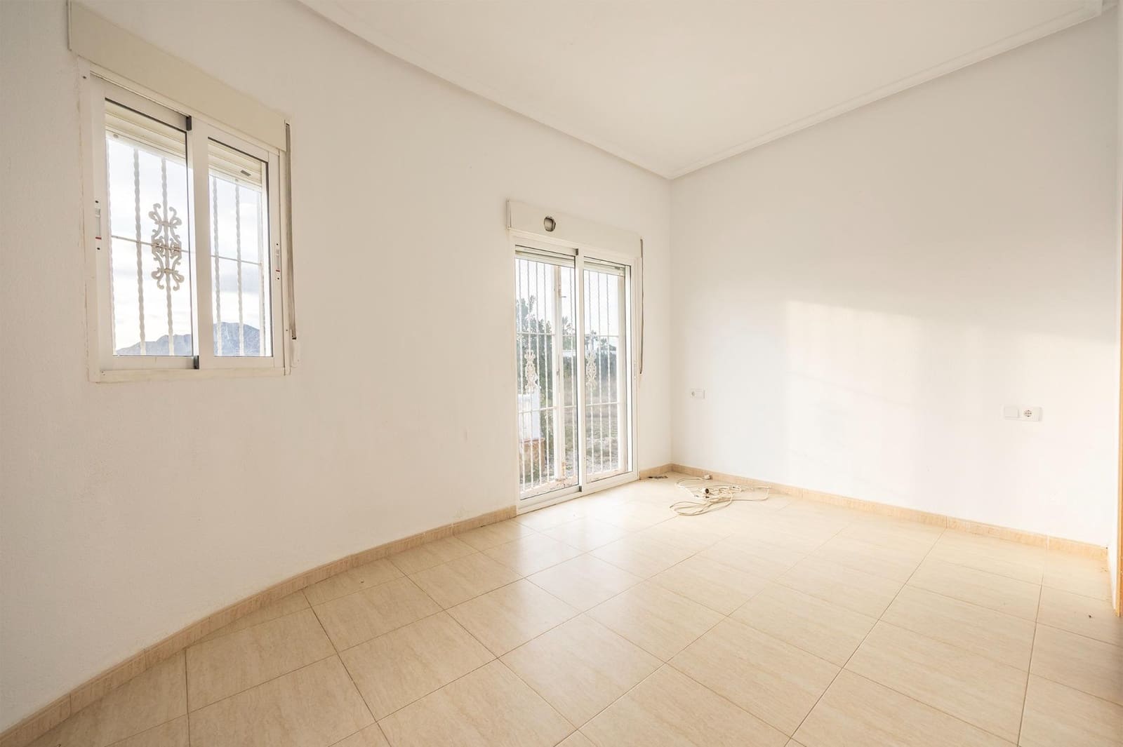 3 bedroom Villa for sale in Catral with pool - € 269,000 (Ref: 9504326)