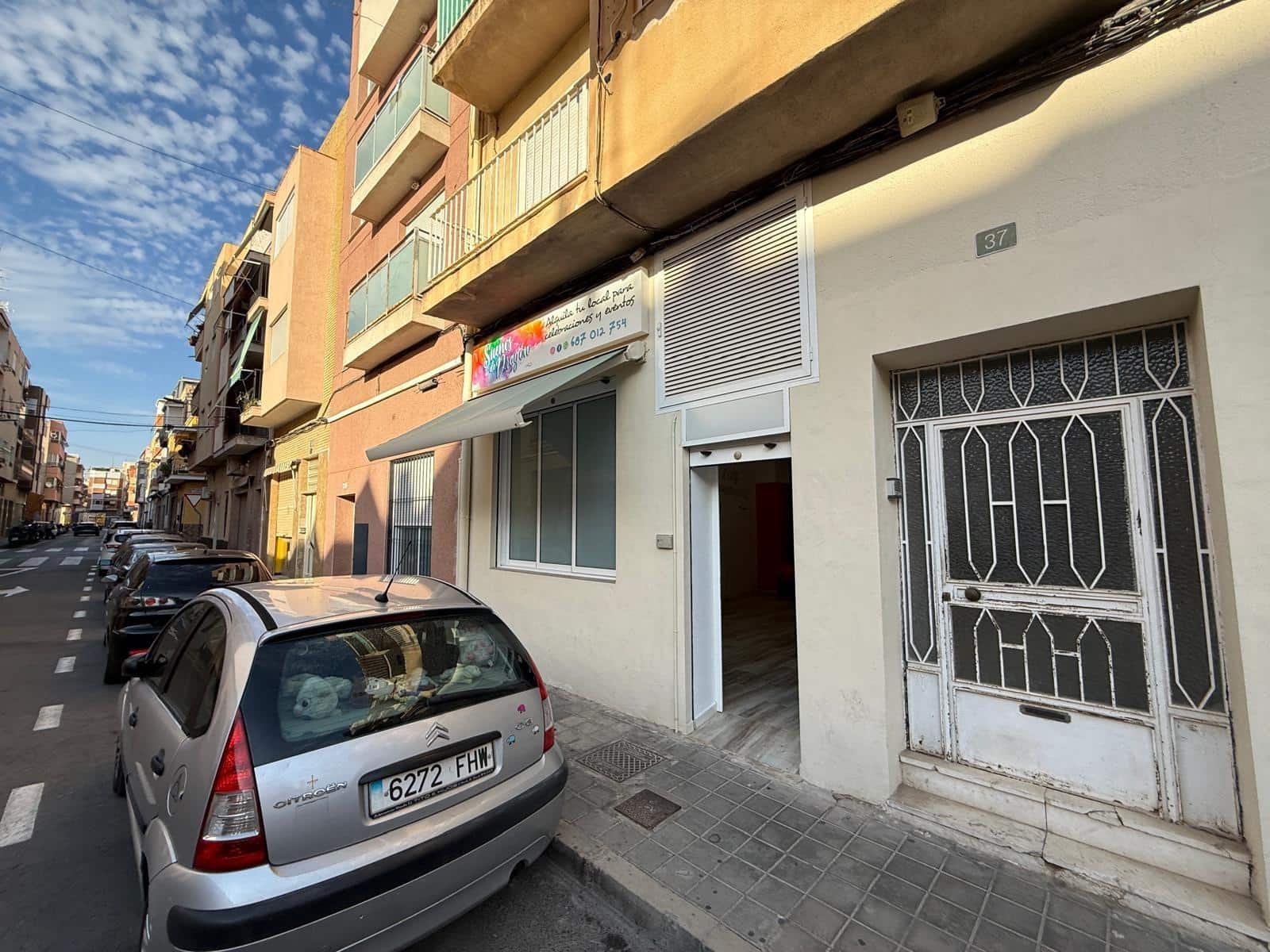 Commercial for sale in Alicante / Alacant city - € 105,000 (Ref: 9513449)