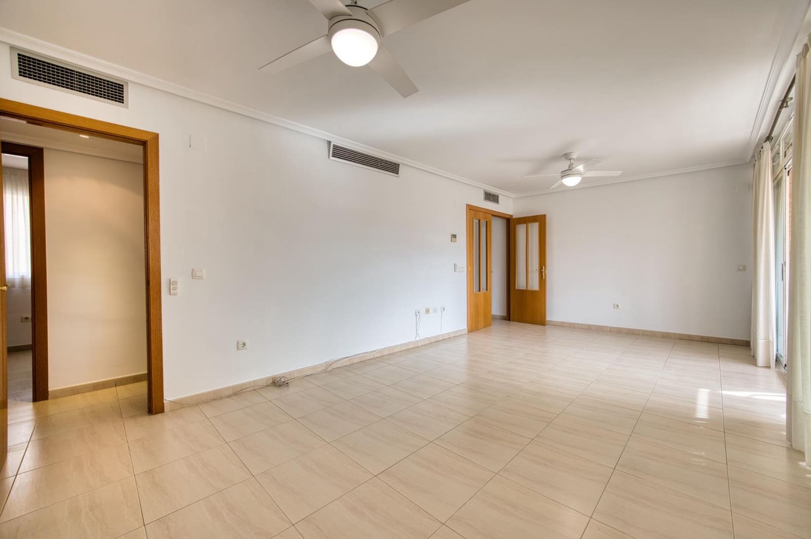 3 quarto Apartamento para venda em Alicante cidade com piscina garagem - 336 500 € (Ref: 9543697)