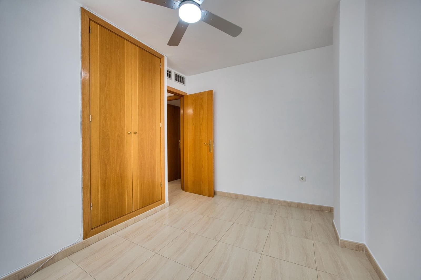 3 quarto Apartamento para venda em Alicante cidade com piscina garagem - 336 500 € (Ref: 9543697)