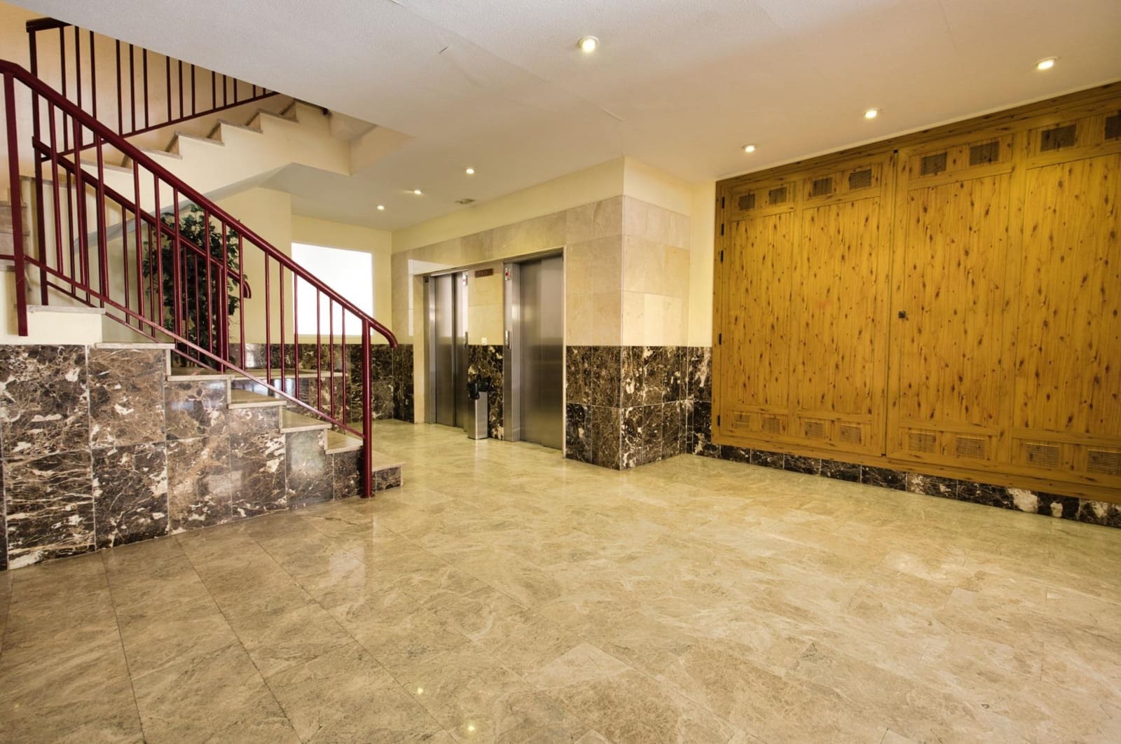 3 quarto Apartamento para venda em Alicante cidade com piscina garagem - 336 500 € (Ref: 9543697)