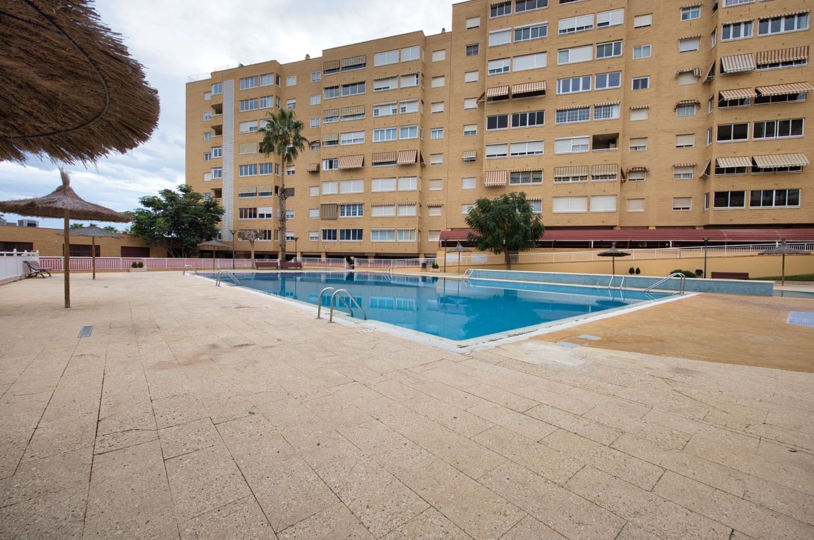 3 quarto Apartamento para venda em Alicante cidade com piscina garagem - 336 500 € (Ref: 9543697)