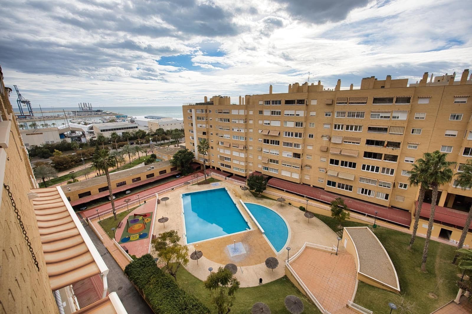 3 quarto Apartamento para venda em Alicante cidade com piscina garagem - 336 500 € (Ref: 9543697)