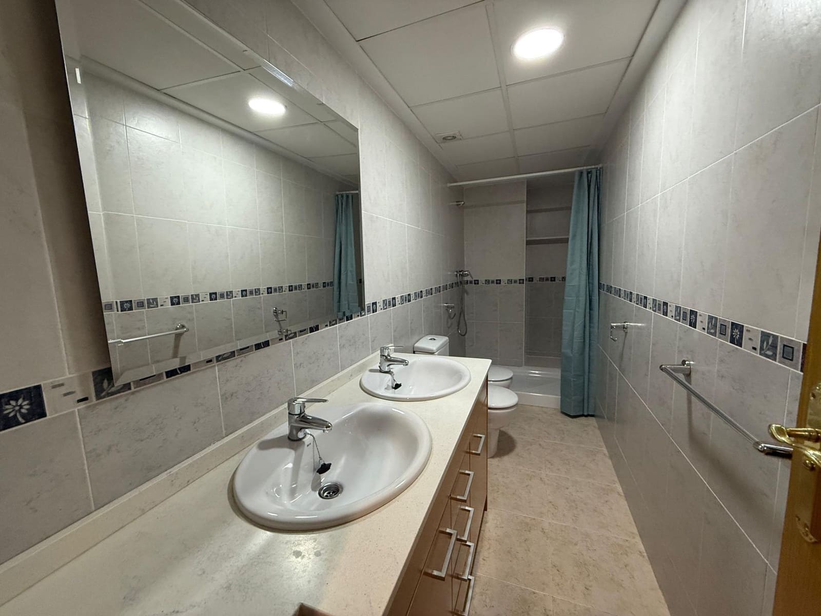 3 bedroom Flat for rent in Torrellano - € 800 (Ref: 9543698)