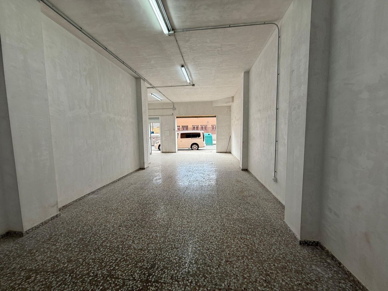 Kaupallinen myytävänä paikassa Torrellano - 106 050 € (Ref: 9551596)