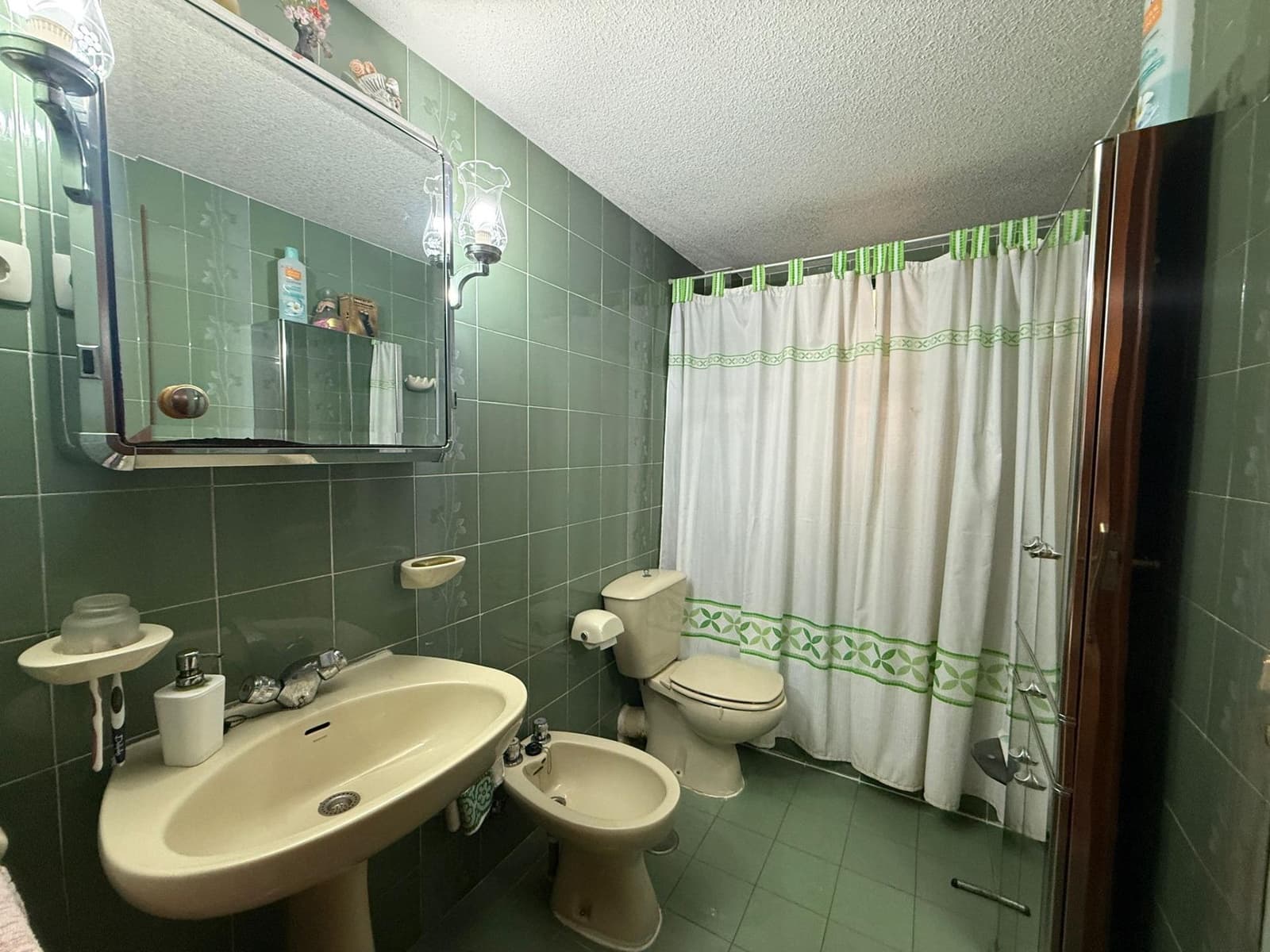 4 Zimmer Wohnung zu verkaufen in Alicante / Alacant Stadt mit Pool Garage - 257.000 € (Ref: 9557957)