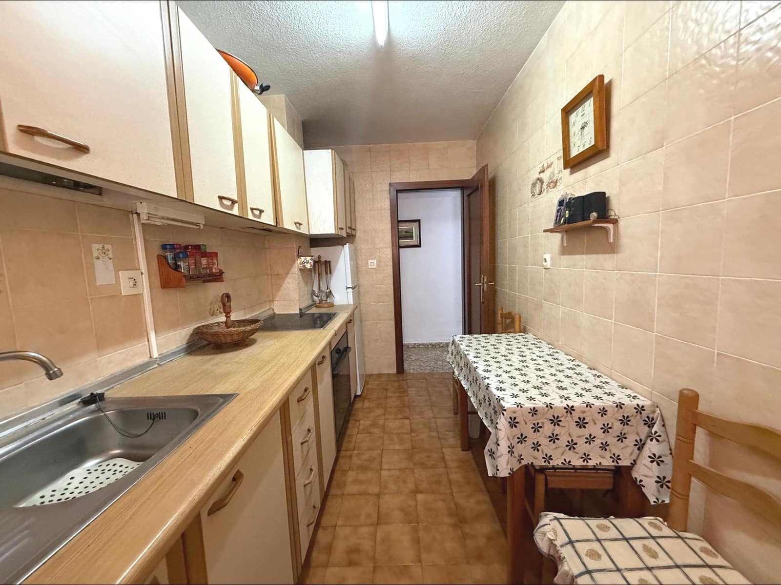 4 Zimmer Wohnung zu verkaufen in Alicante / Alacant Stadt mit Pool Garage - 257.000 € (Ref: 9557957)