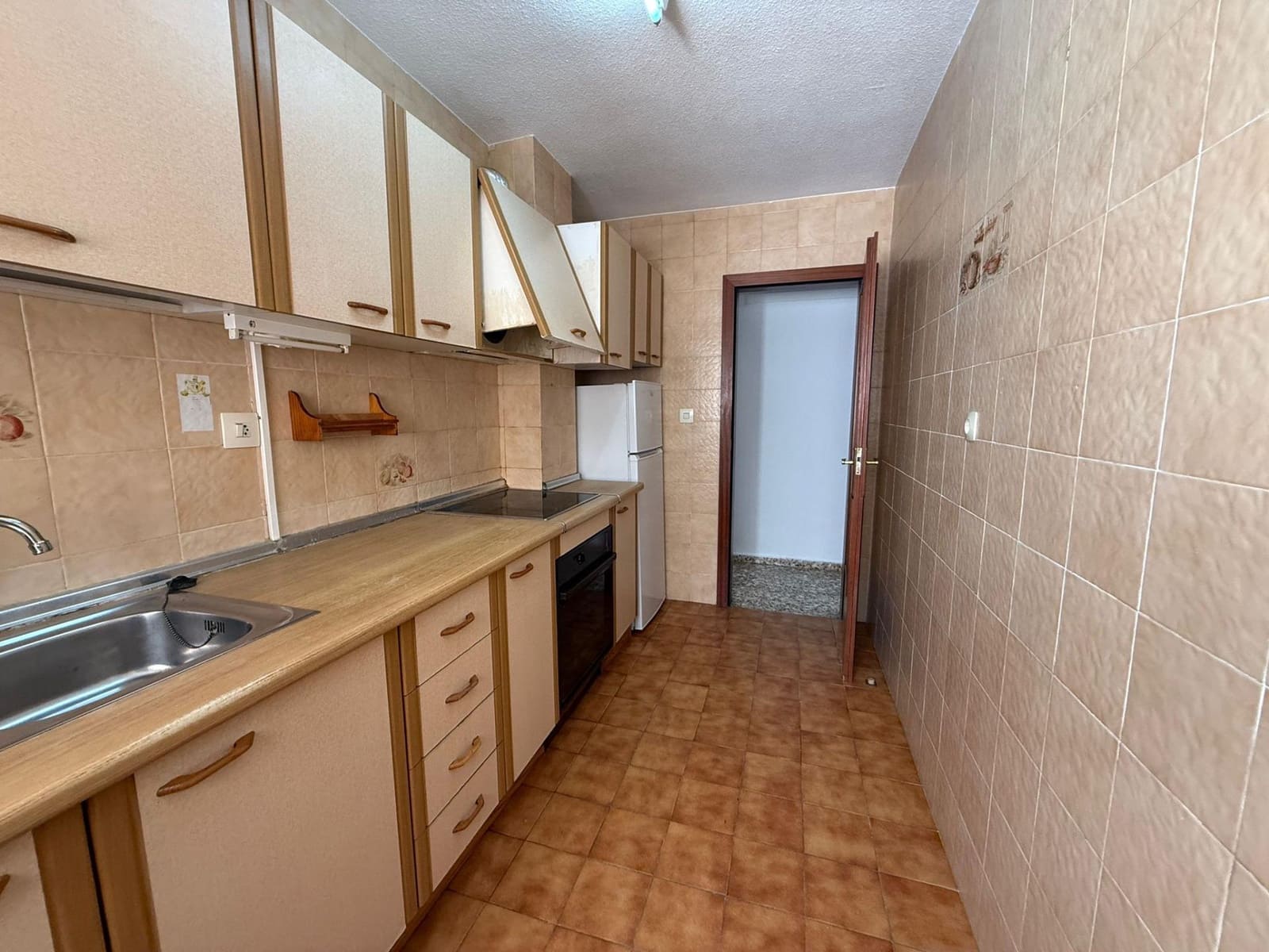 4 bedroom Flat for sale in Alicante / Alacant city with pool garage - € 242,000 (Ref: 9557957)