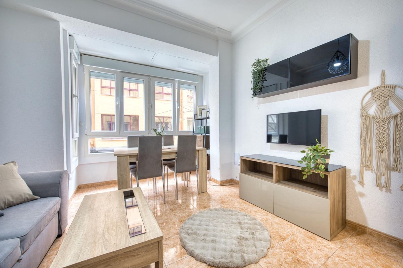 4 soveværelse Lejlighed til salg i Alicante by - € 265.000 (Ref: 9574661)