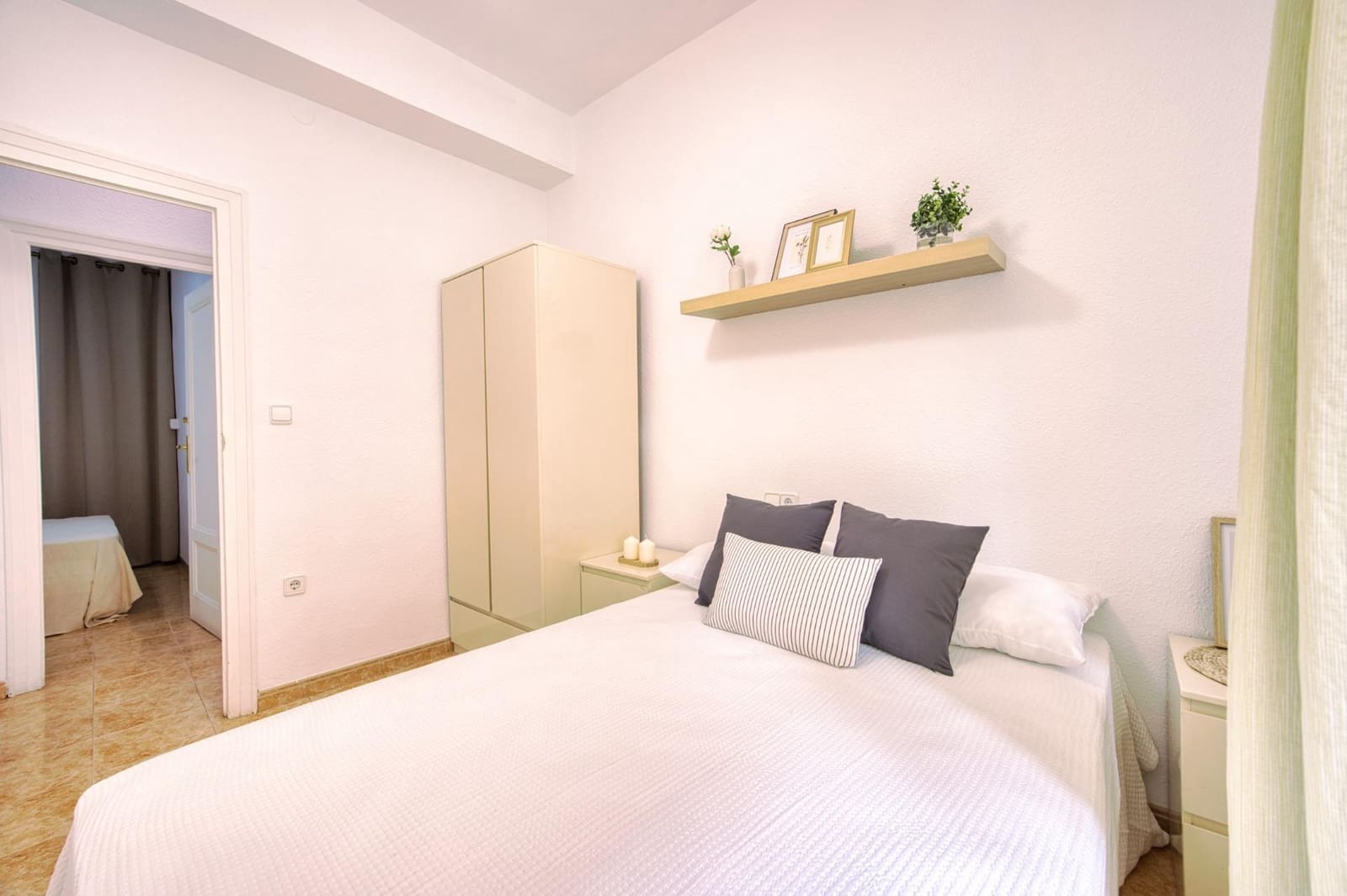 4 soveværelse Lejlighed til salg i Alicante by - € 265.000 (Ref: 9574661)