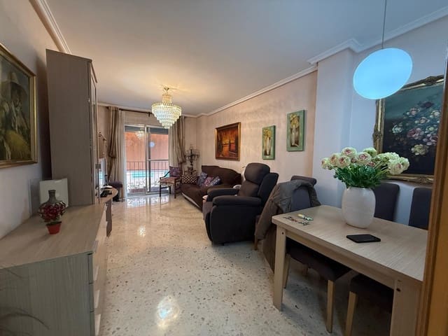 2 makuuhuone Asunto myytävänä paikassa Alicante kaupunki mukana 
autotalli - 226 000 € (Ref: 9576711)