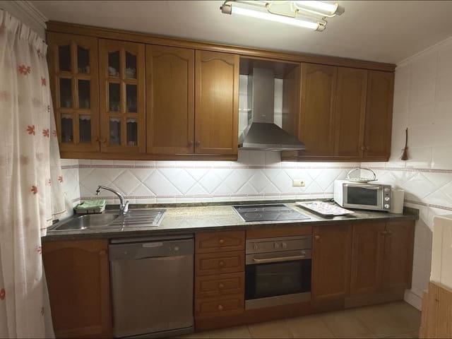 2 makuuhuone Asunto myytävänä paikassa Alicante kaupunki mukana 
autotalli - 226 000 € (Ref: 9576711)