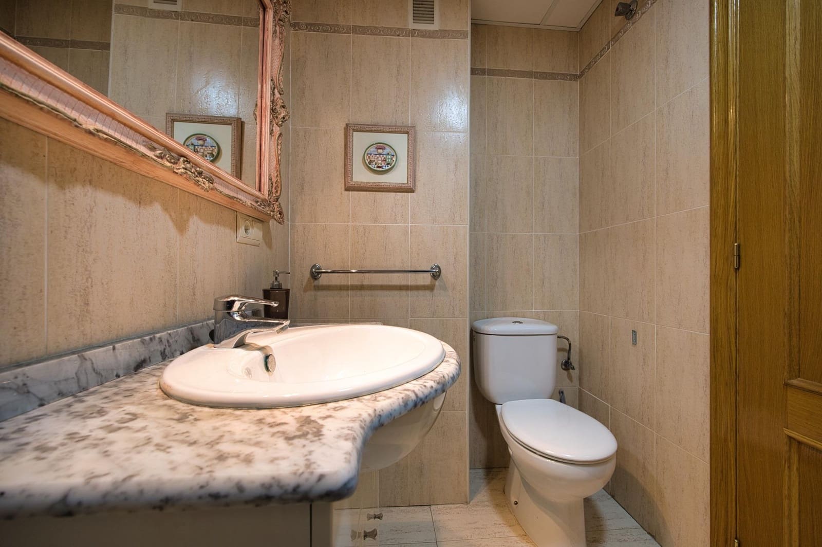 3 bedroom Flat for sale in Alicante / Alacant city with garage - € 226,000 (Ref: 9576711)