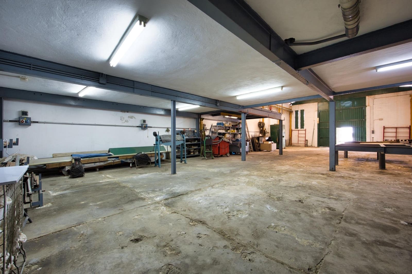 Yritys myytävänä paikassa Alicante kaupunki - 252 000 € (Ref: 9596181)