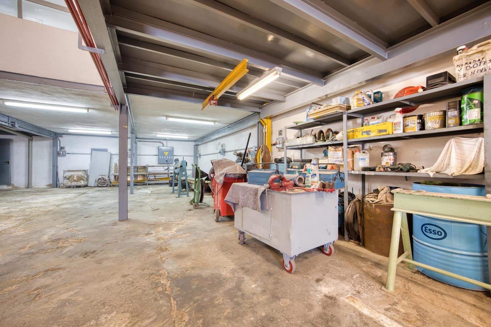 Yritys myytävänä paikassa Alicante kaupunki - 252 000 € (Ref: 9596181)