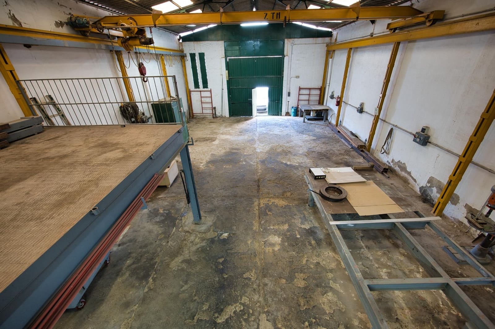 Yritys myytävänä paikassa Alicante kaupunki - 252 000 € (Ref: 9596181)