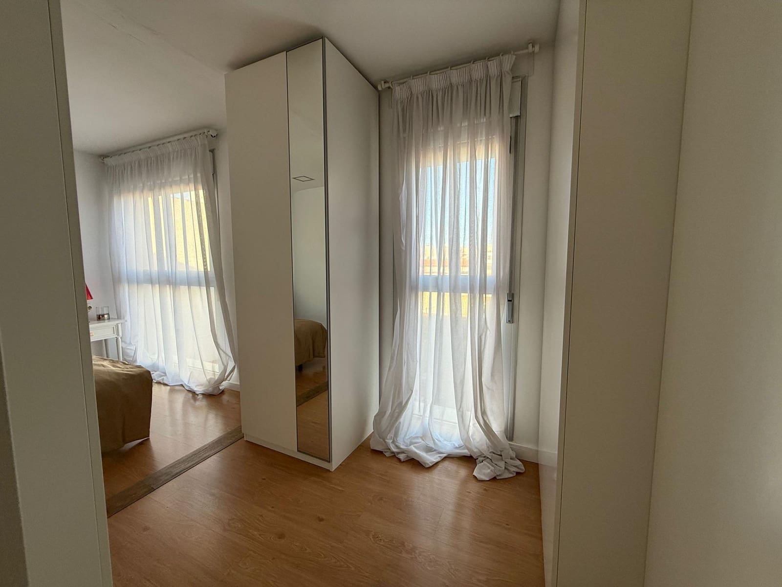 2 bedroom Penthouse for sale in Alicante / Alacant city - € 210,000 (Ref: 9611578)