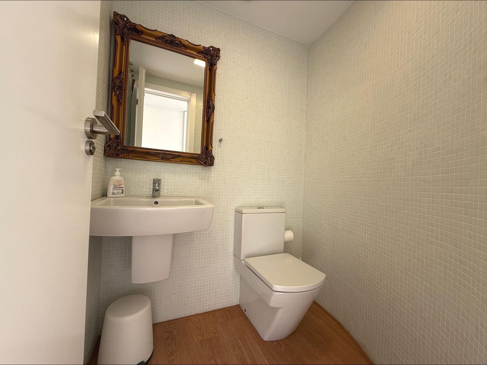 2 bedroom Penthouse for sale in Alicante / Alacant city - € 210,000 (Ref: 9611578)