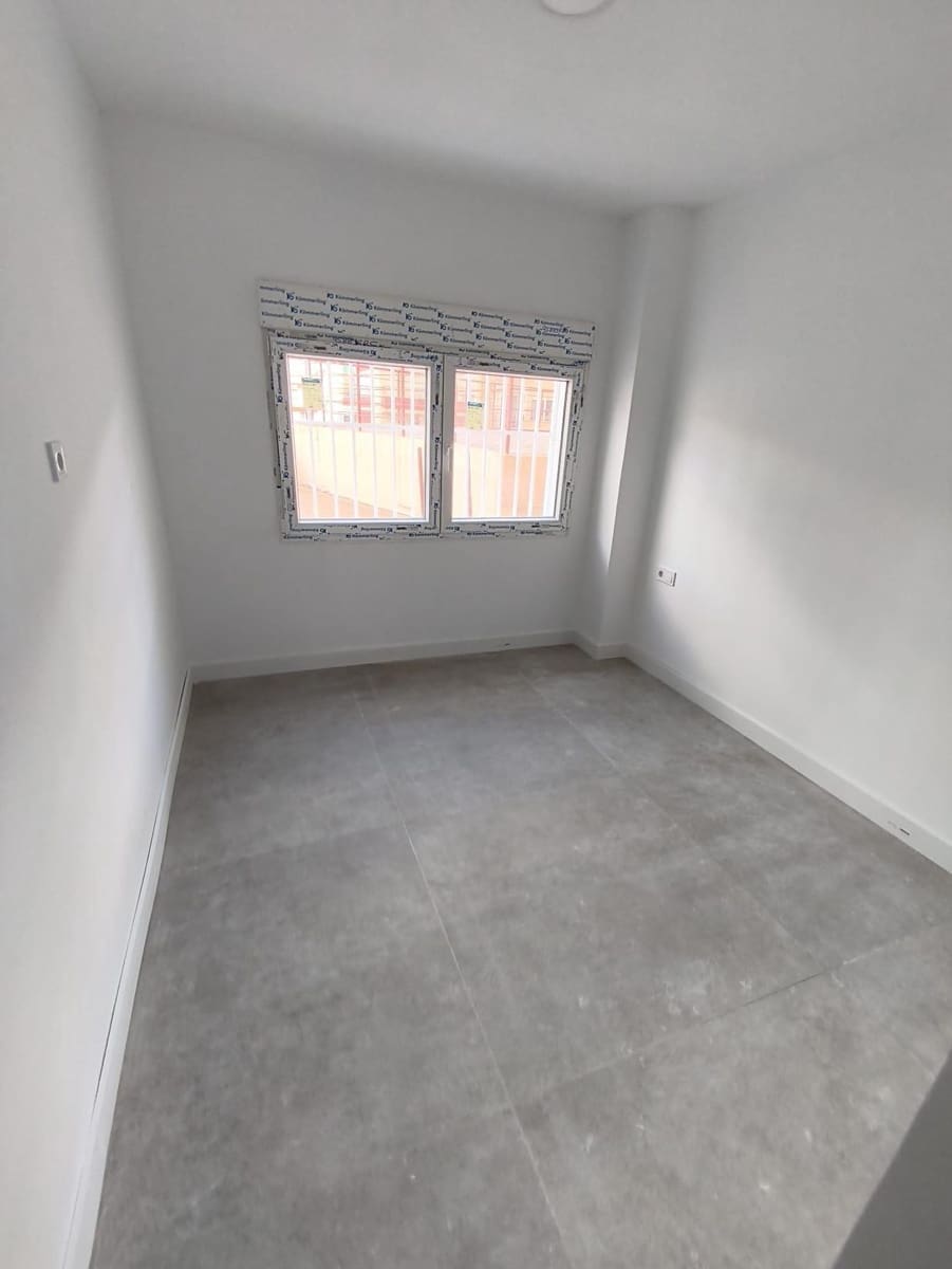 3 makuuhuone Asunto myytävänä paikassa Alicante kaupunki - 320 000 € (Ref: 9615531)