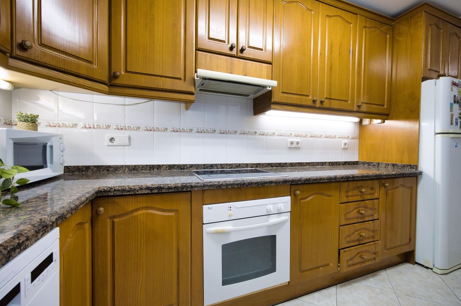 3 sovrum Lägenhet till salu i Alicante stad - 296 500 € (Ref: 9625722)