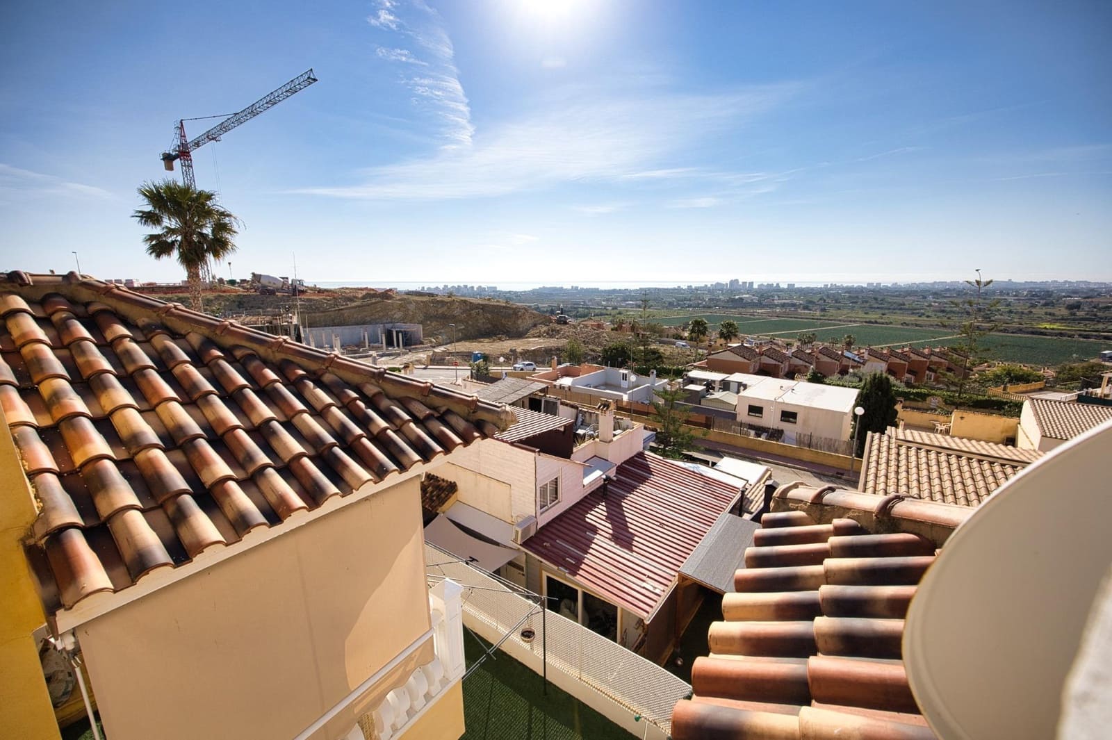 3 soverom Kjedet enebolig til salgs i Muchamiel / Mutxamel med svømmebasseng - € 325 000 (Ref: 9659471)