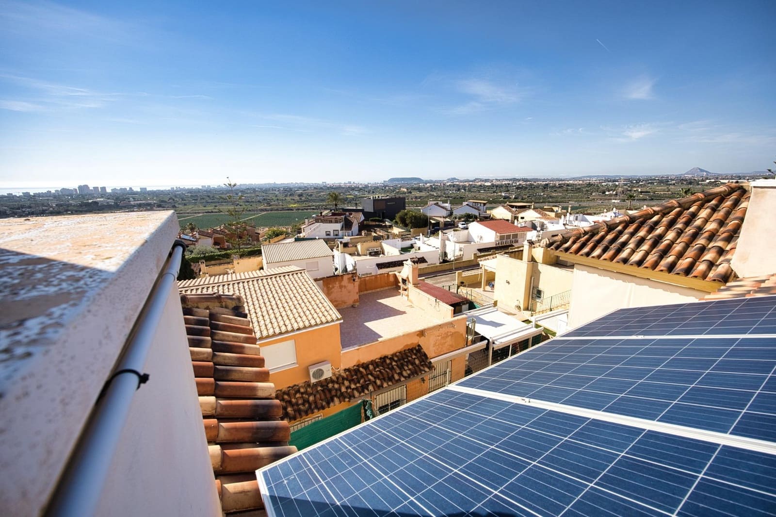 3 soverom Kjedet enebolig til salgs i Muchamiel / Mutxamel med svømmebasseng - € 325 000 (Ref: 9659471)