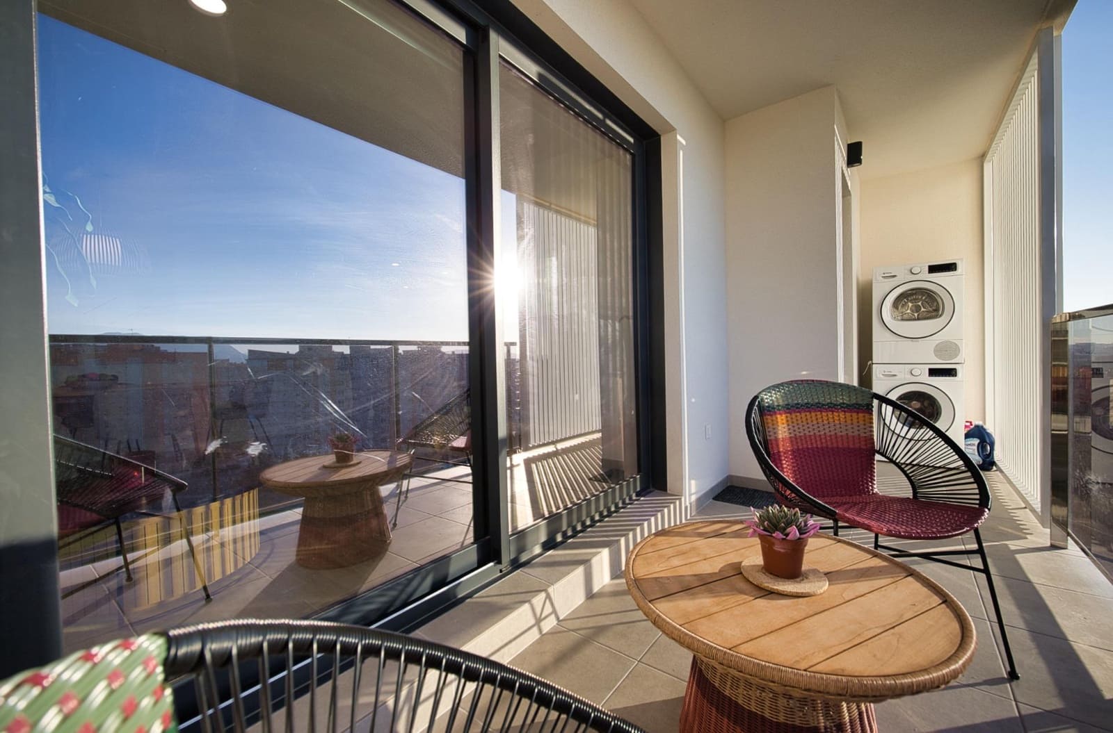 3 slaapkamer Flat te koop in Alicante stad met zwembad garage - € 387.000 (Ref: 9770698)