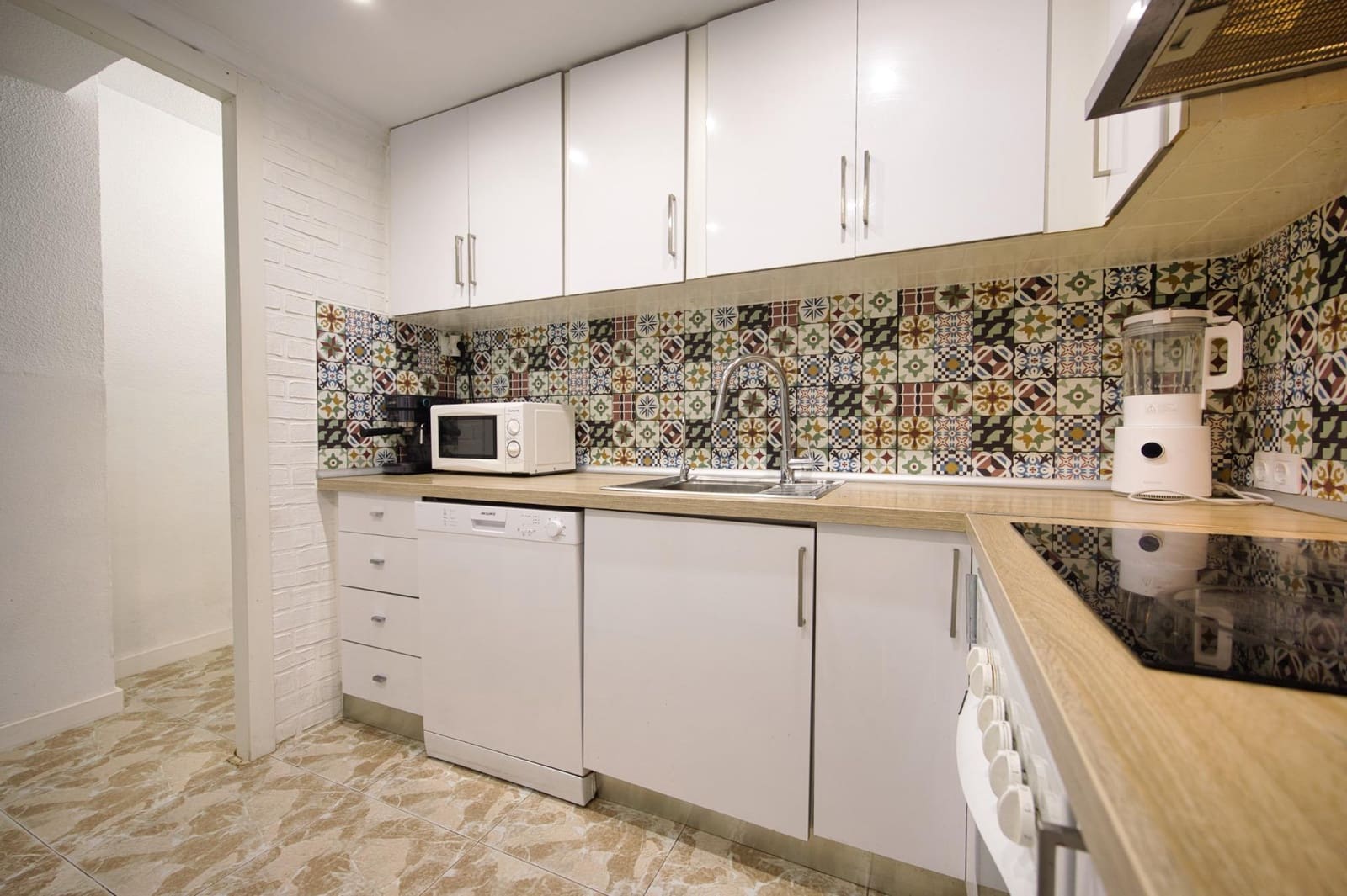 3 bedroom Flat for sale in Alicante / Alacant city - € 166,400 (Ref: 9780592)