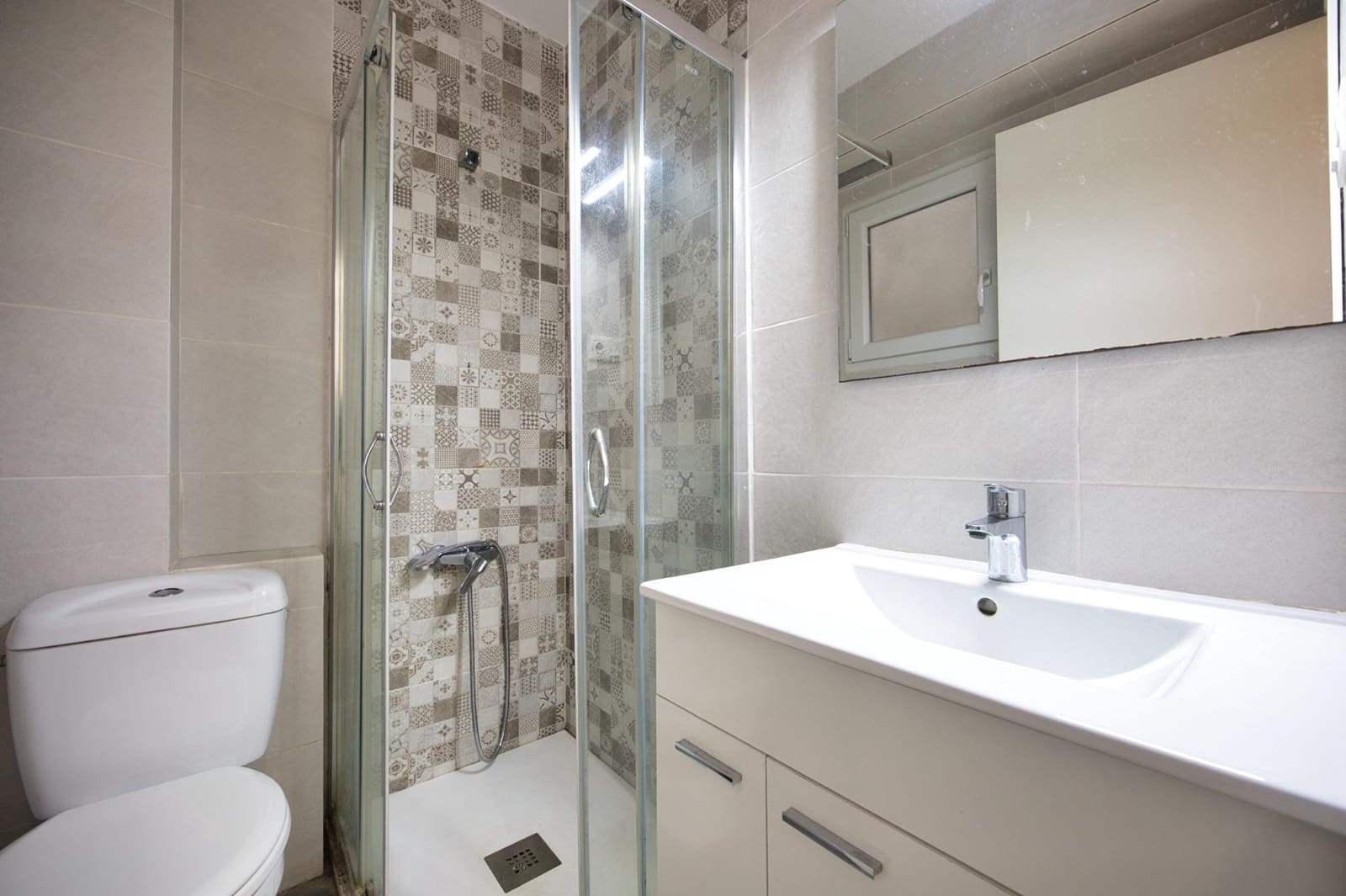 3 bedroom Flat for sale in Alicante / Alacant city - € 166,400 (Ref: 9780592)