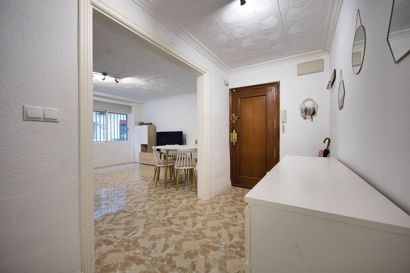 3 bedroom Flat for sale in Alicante / Alacant city - € 166,400 (Ref: 9780592)