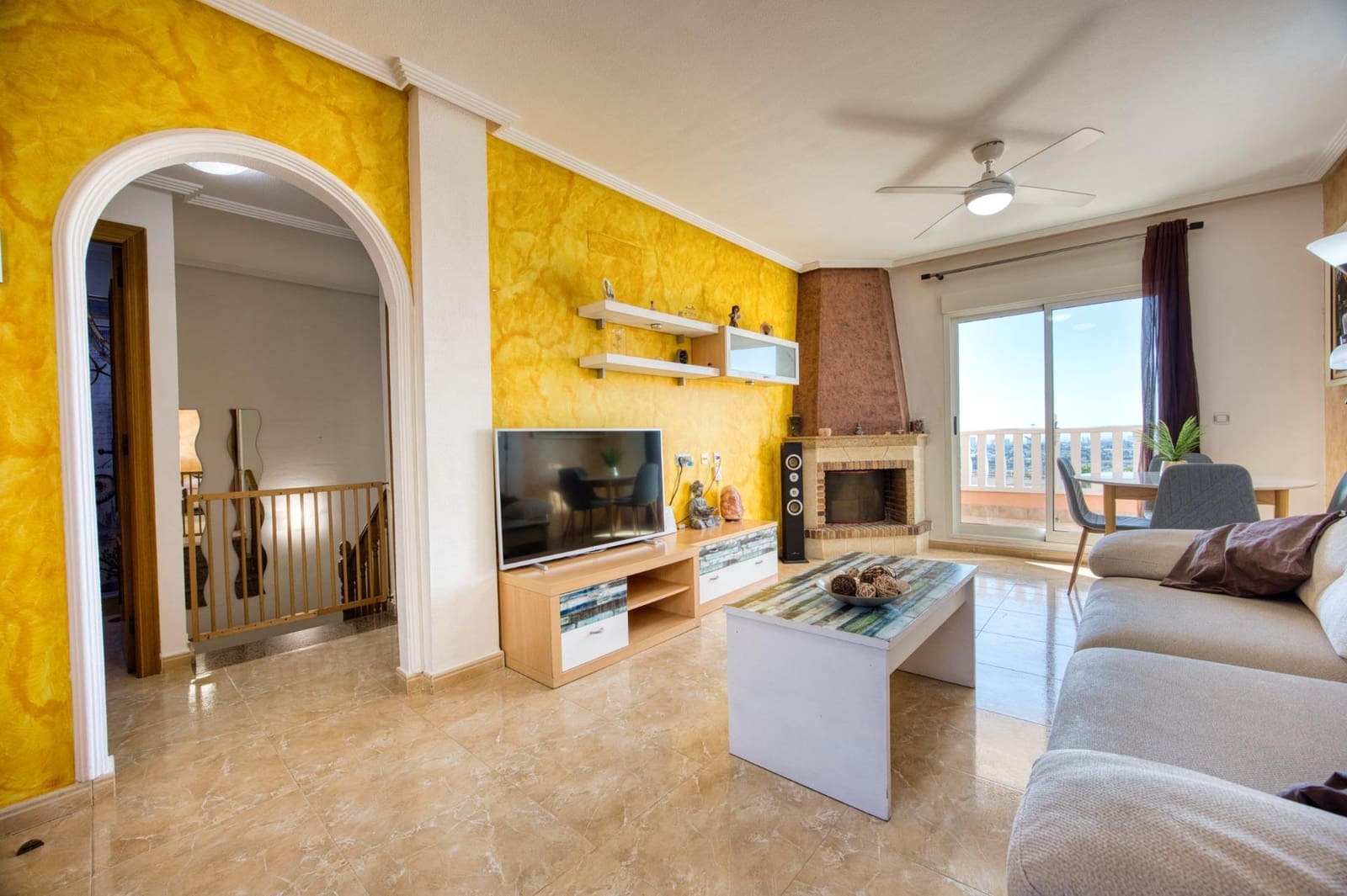 3 soveværelse Semi-Rækkehus til salg i Muchamiel / Mutxamel med swimmingpool - € 318.000 (Ref: 9791083)