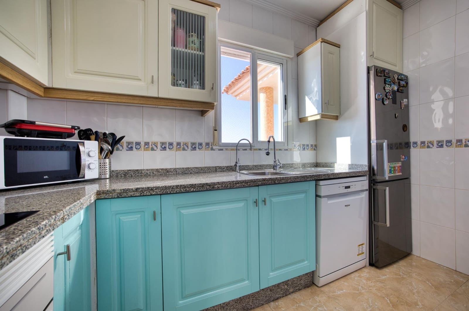 3 soveværelse Semi-Rækkehus til salg i Muchamiel / Mutxamel med swimmingpool - € 318.000 (Ref: 9791083)