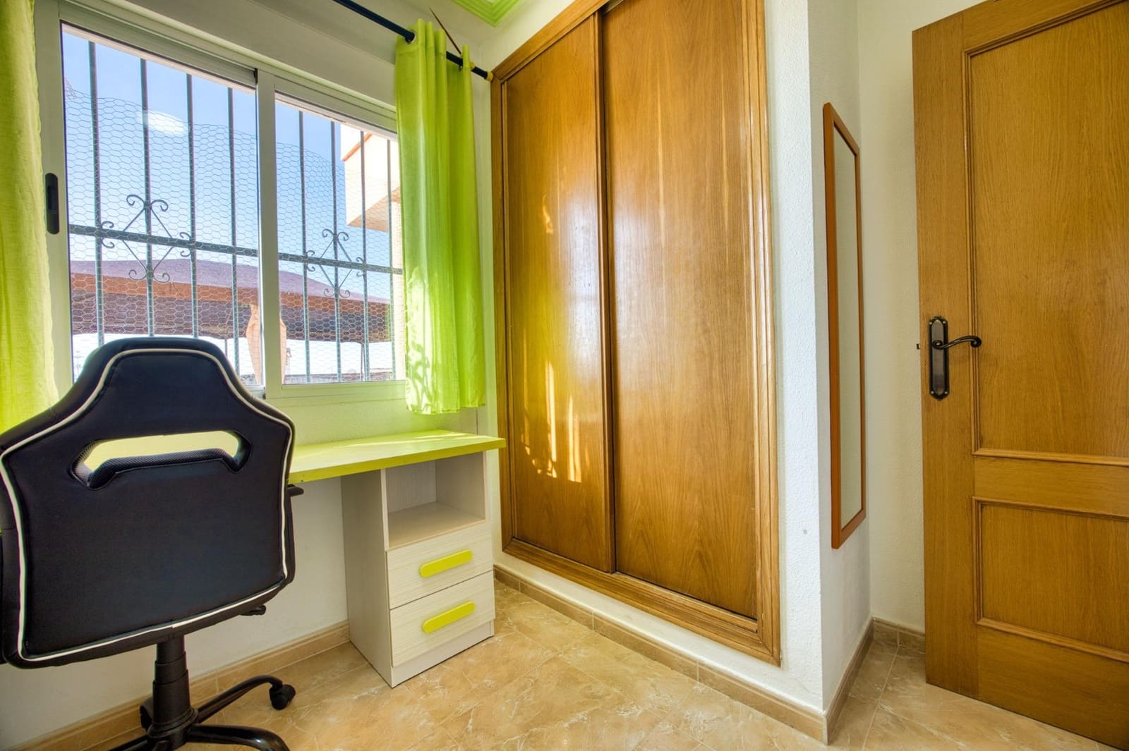 3 soveværelse Semi-Rækkehus til salg i Muchamiel / Mutxamel med swimmingpool - € 318.000 (Ref: 9791083)