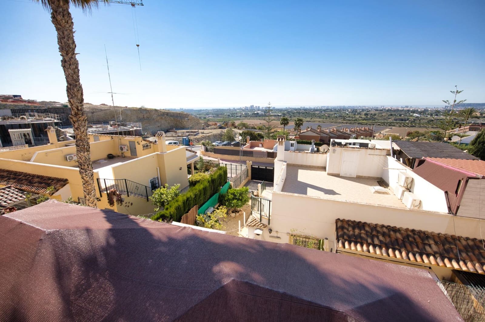 3 soveværelse Semi-Rækkehus til salg i Muchamiel / Mutxamel med swimmingpool - € 318.000 (Ref: 9791083)