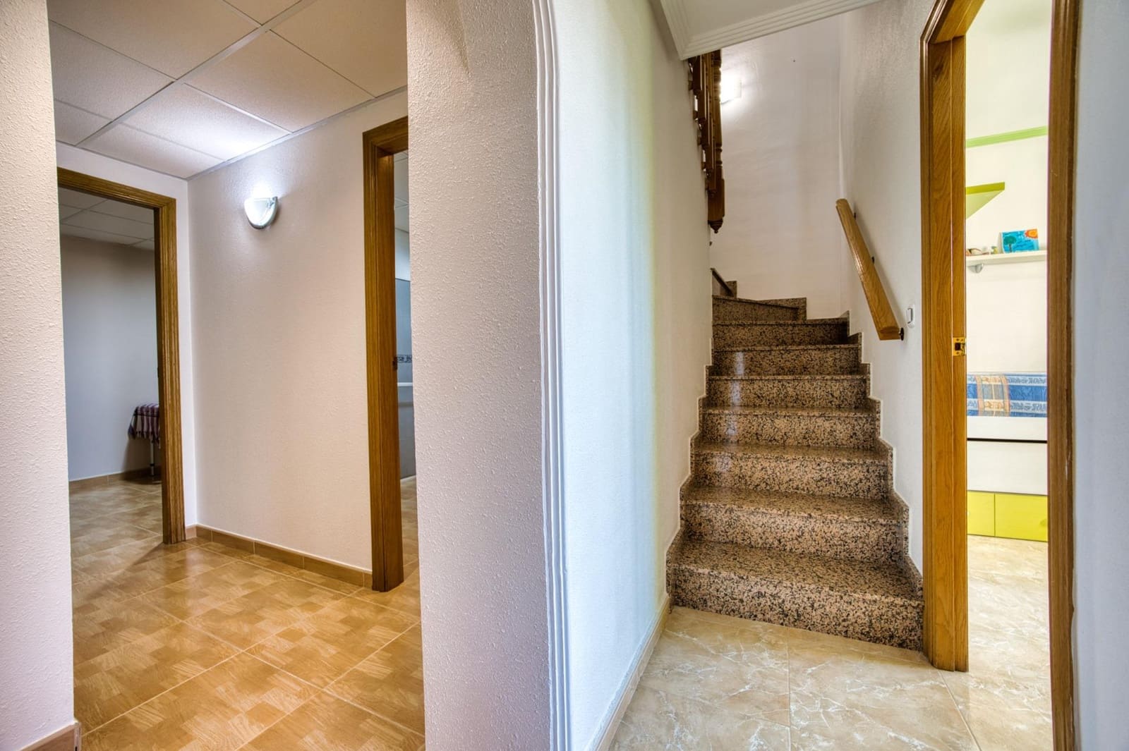 3 soveværelse Semi-Rækkehus til salg i Muchamiel / Mutxamel med swimmingpool - € 318.000 (Ref: 9791083)