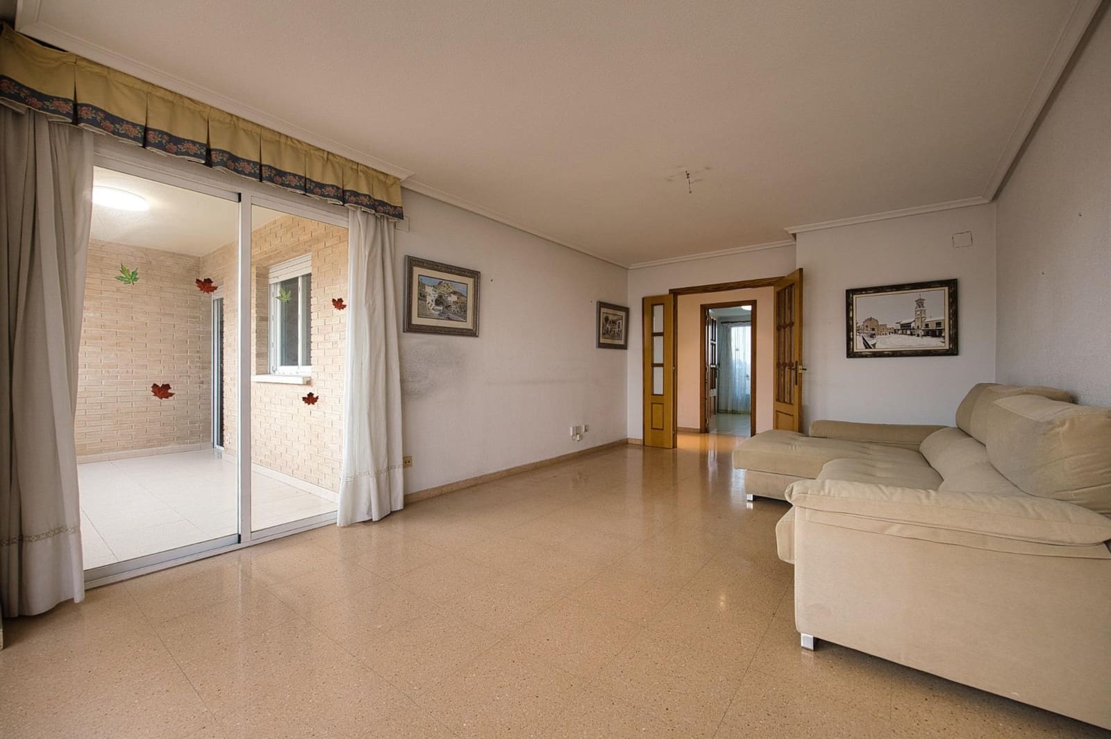 4 slaapkamer Flat te koop in Alicante stad met zwembad garage - € 365.650 (Ref: 9808011)