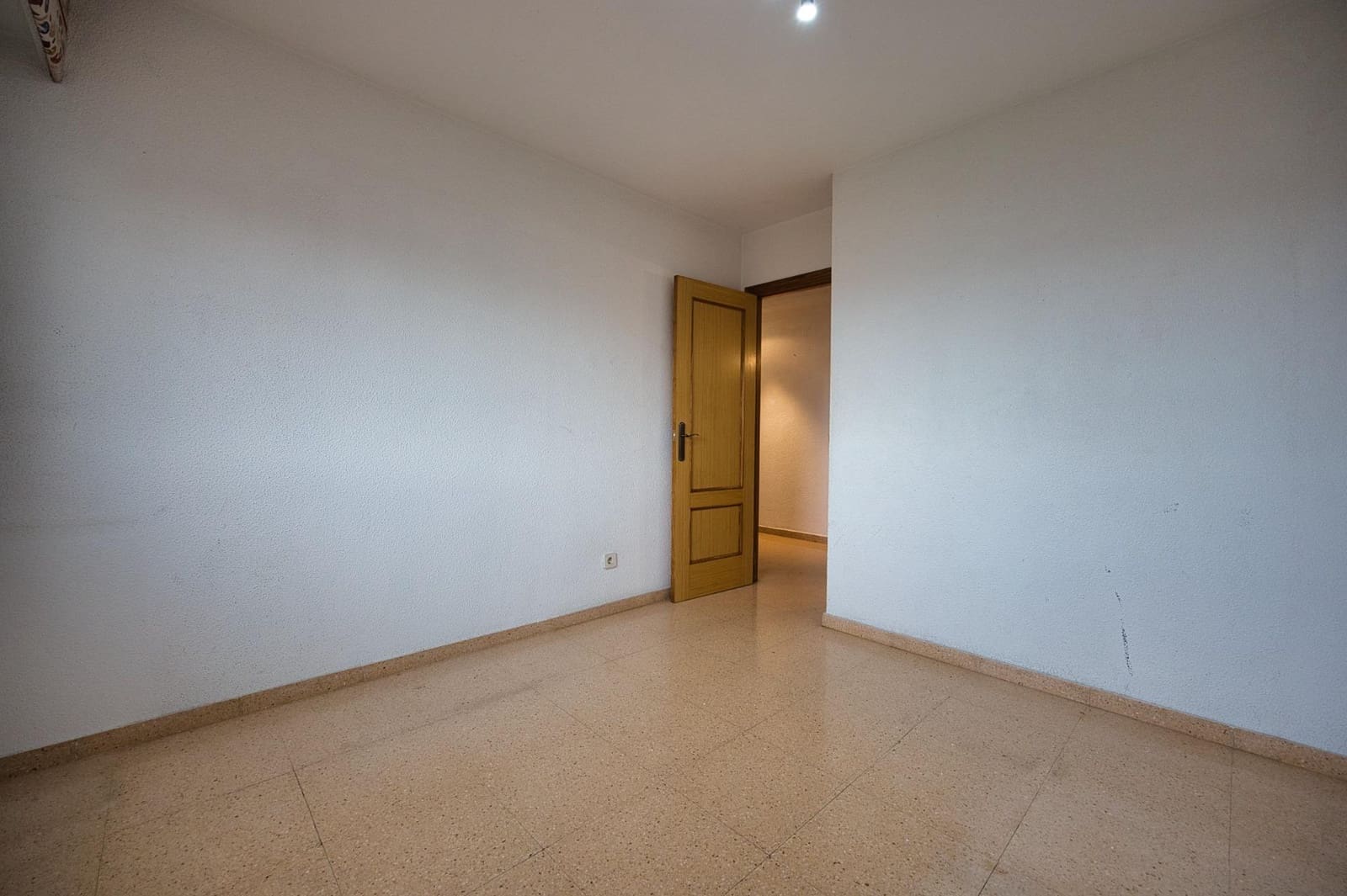 4 slaapkamer Flat te koop in Alicante stad met zwembad garage - € 365.650 (Ref: 9808011)