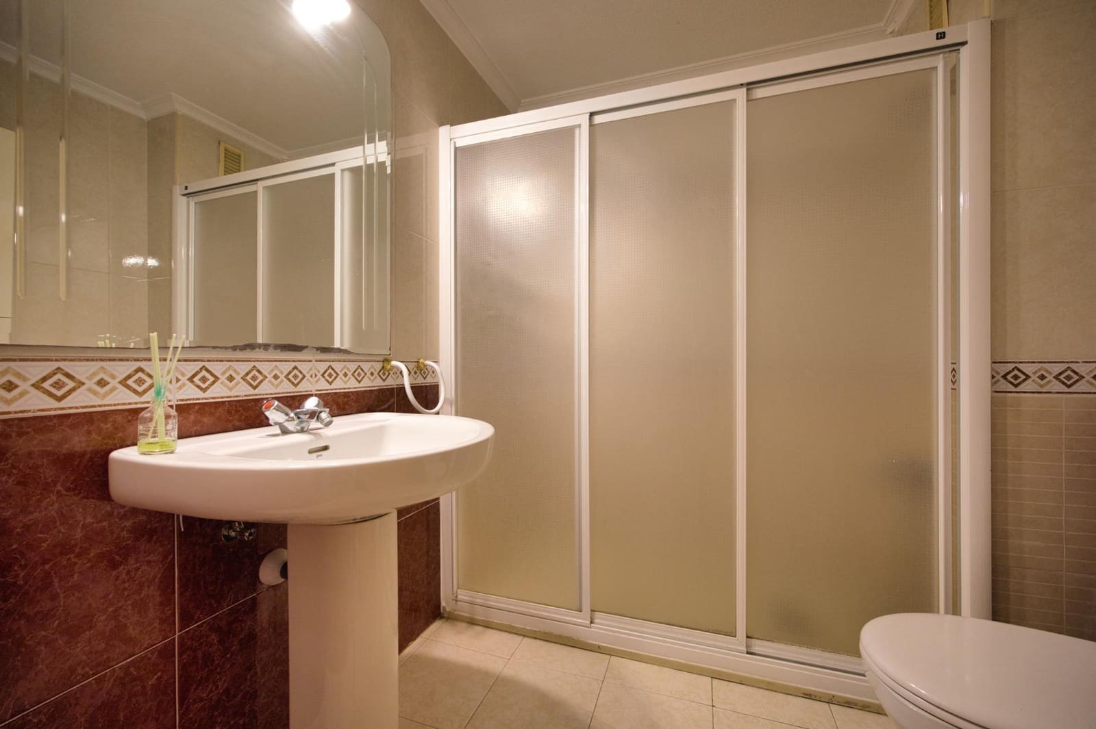 4 slaapkamer Flat te koop in Alicante stad met zwembad garage - € 365.650 (Ref: 9808011)