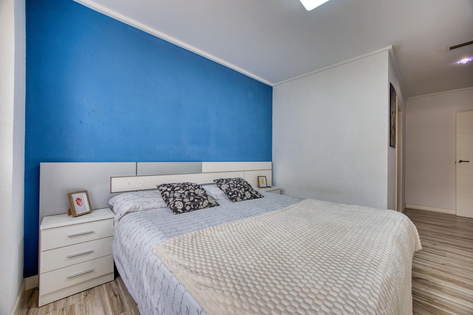 3 bedroom Flat for sale in Monforte del Cid with garage - € 159,900 (Ref: 9814371)