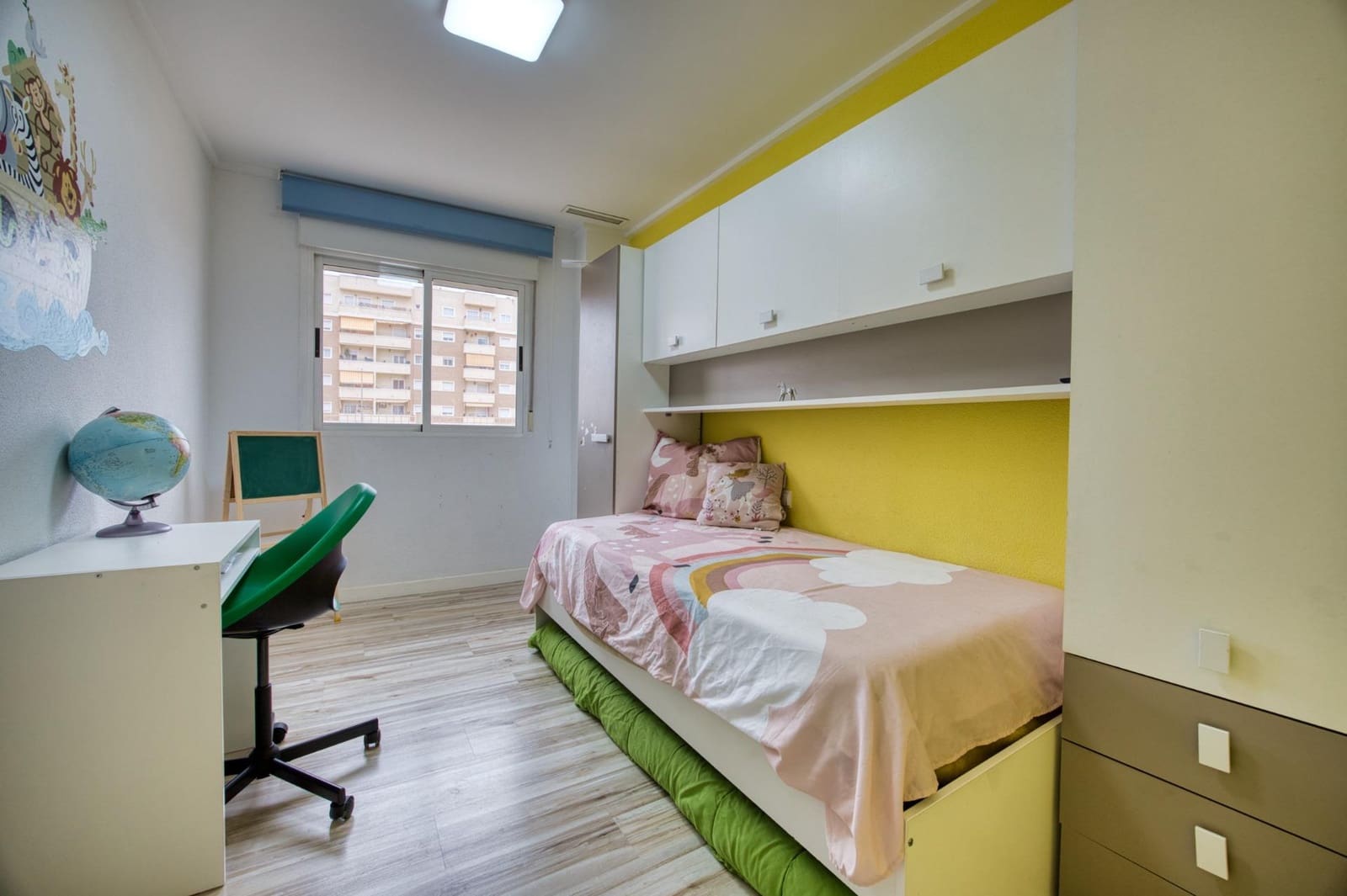 3 bedroom Flat for sale in Monforte del Cid with garage - € 159,900 (Ref: 9814371)