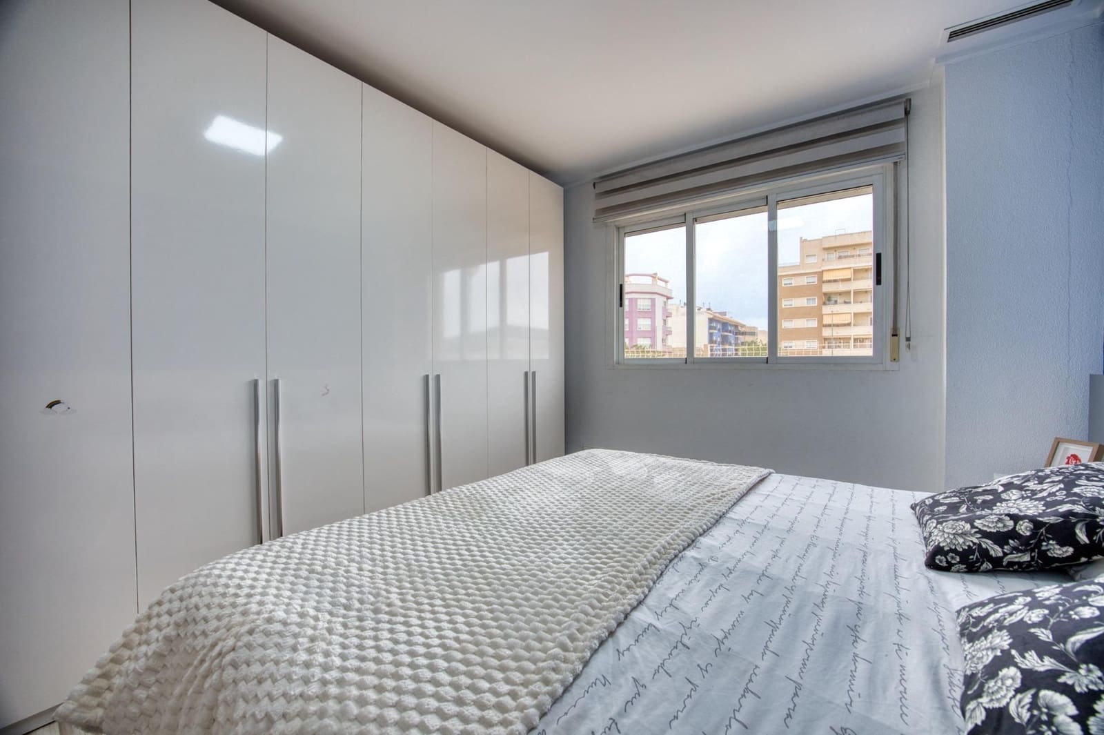 3 bedroom Flat for sale in Monforte del Cid with garage - € 159,900 (Ref: 9814371)